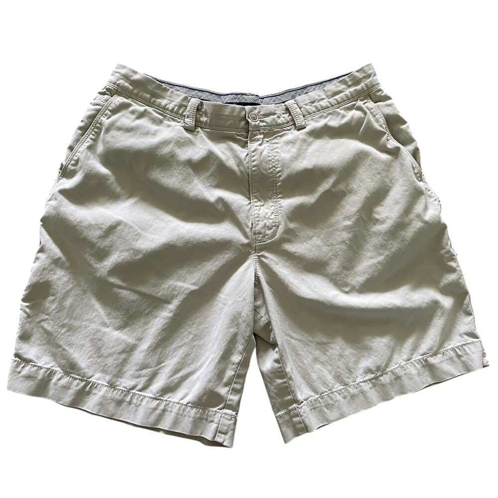 Tommy Bahama Beige Khaki Chino Short Golf Vacation size 33